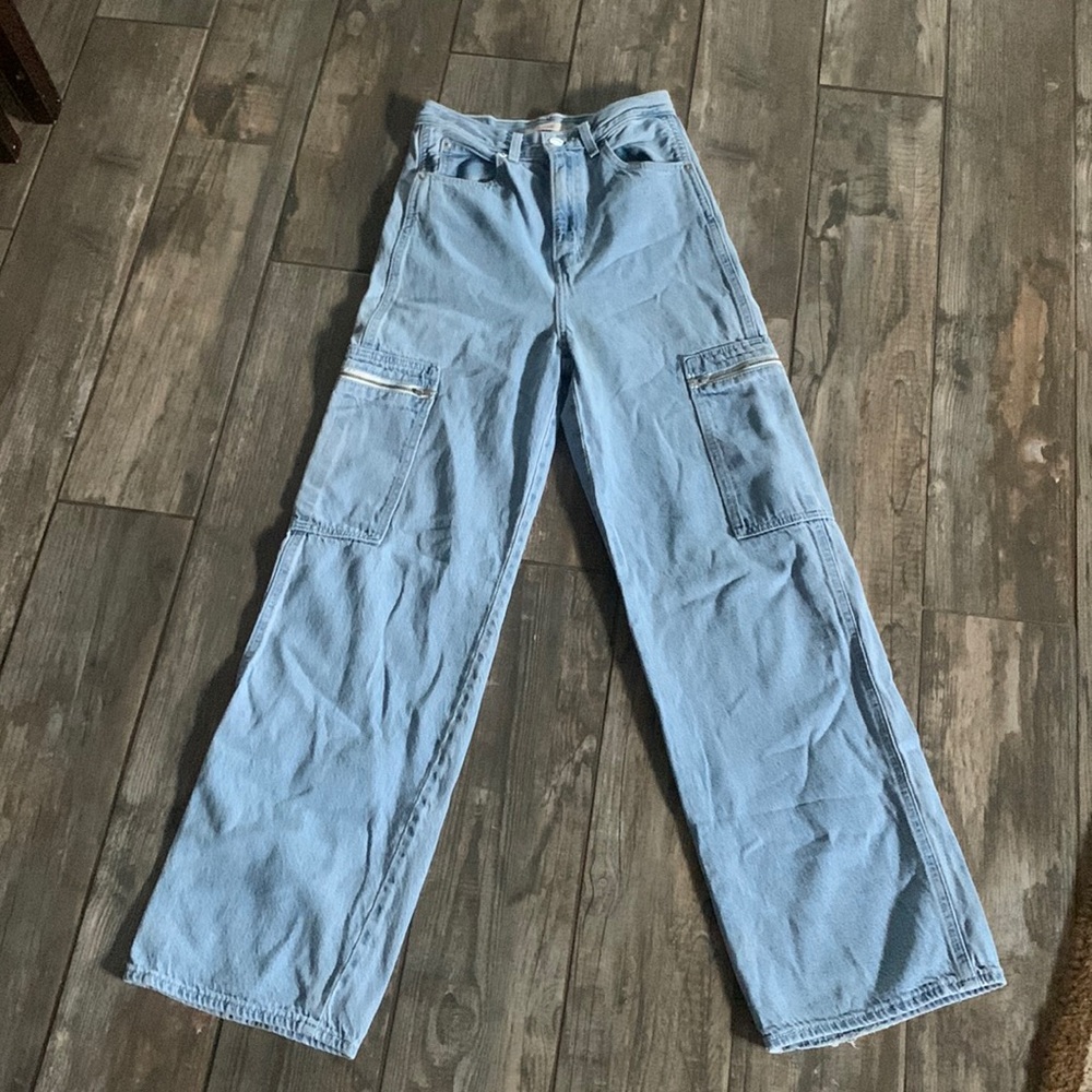 High Loose Levi’s Jeans Size 25 With Cargo Pockets